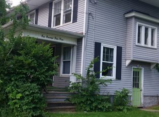 153 S Main St, Hubbard, OH 44425