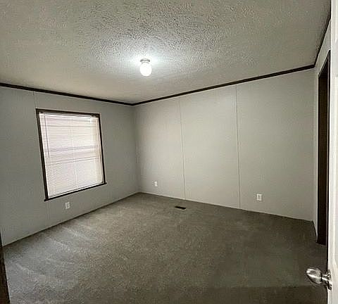 4th image of 4277 Hedgewood St