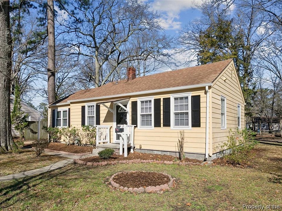 1st image of 633 Clinton Dr