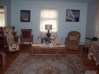 2nd image of 29 Queen Rd