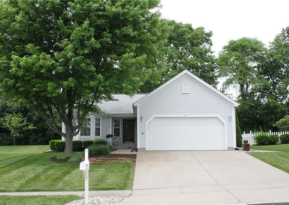 1st image of 40 Waterstone Dr