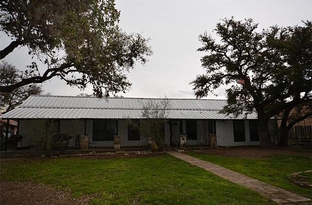 1st image of 102 Schofield Dr