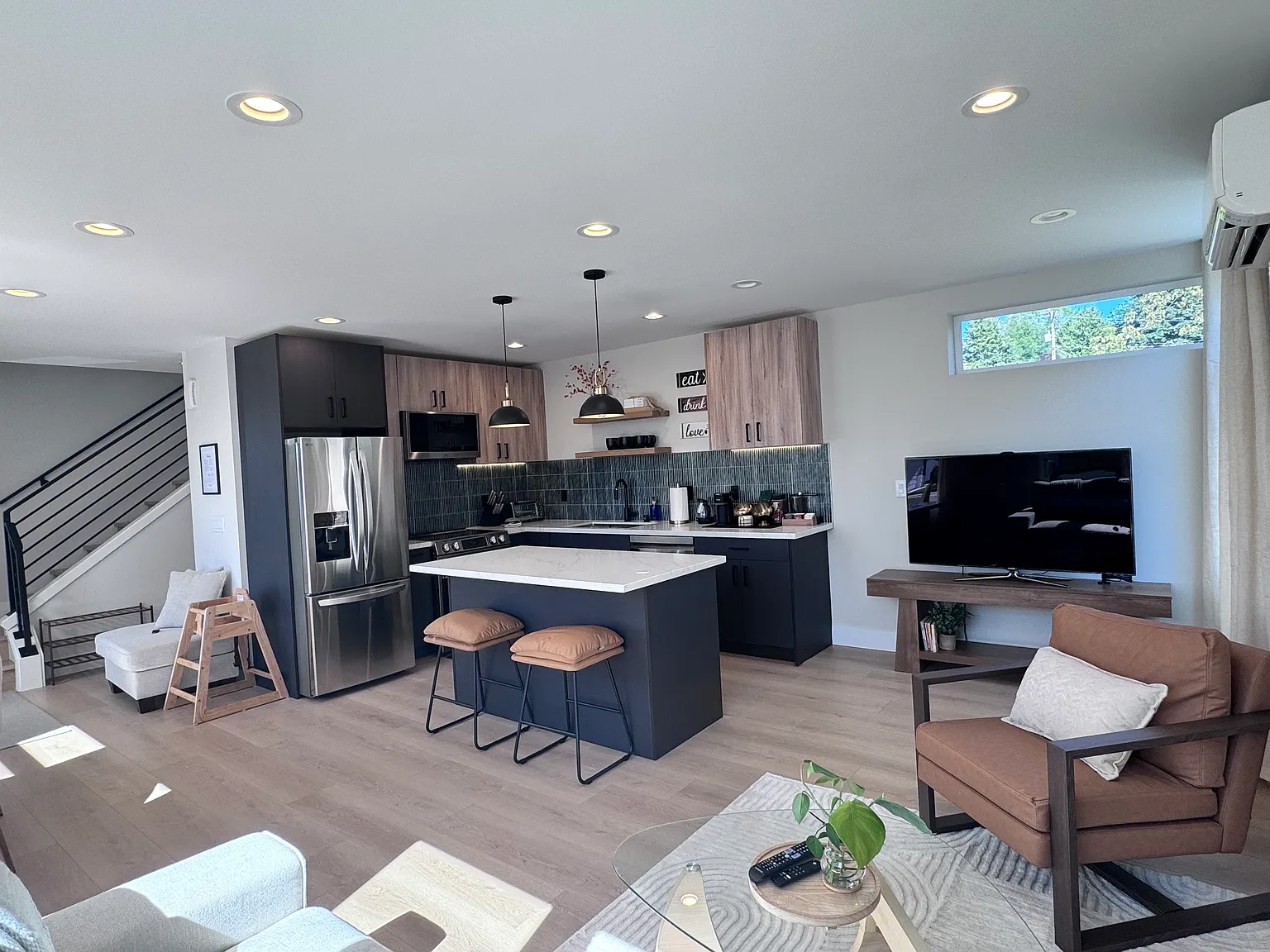 2 bed, 1089 sqft, $3,500 — Photo 4