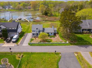 5930 Sneed Dr, Deale, MD 20751