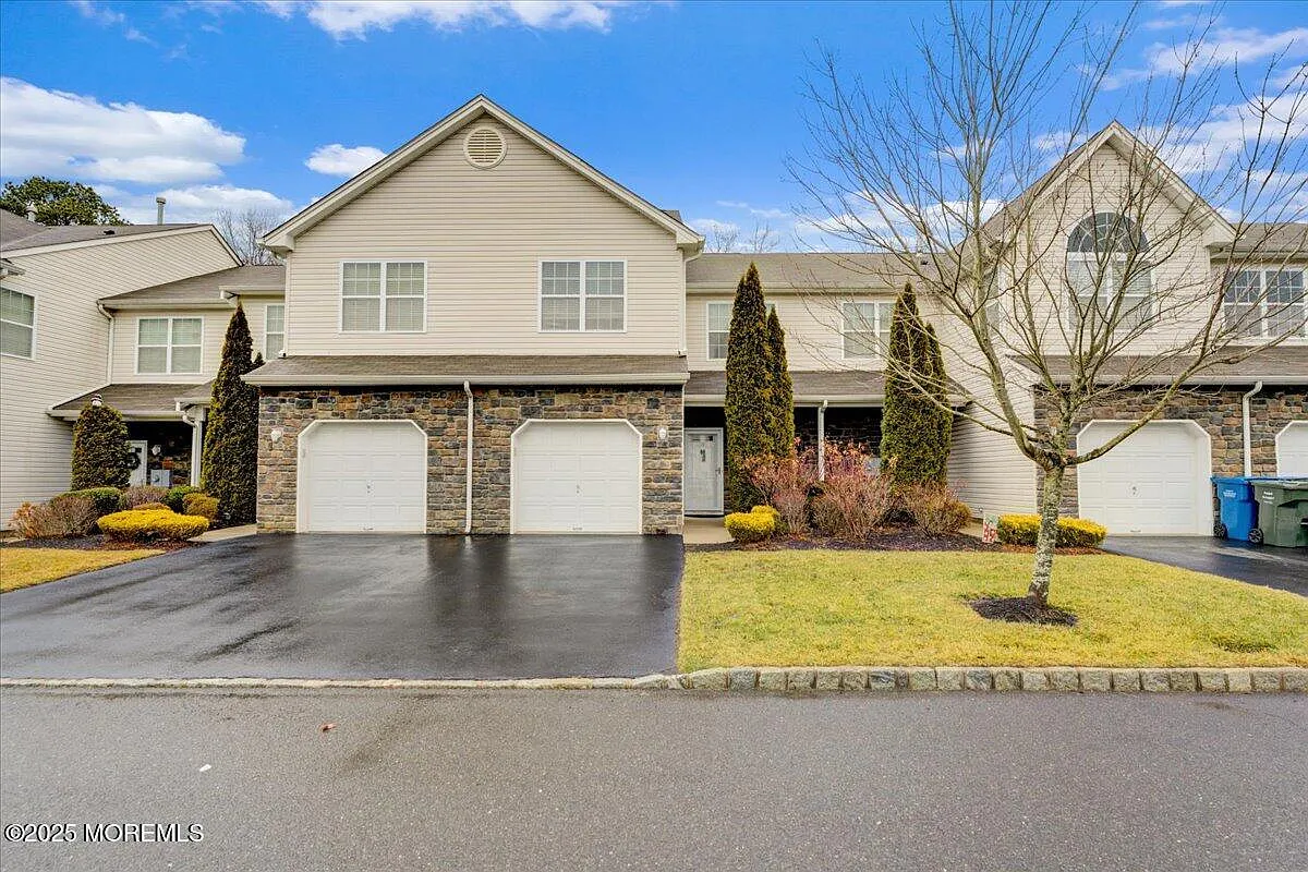 2 bed, 3.5 bath, 1521 sqft, $3,600 — Photo 1