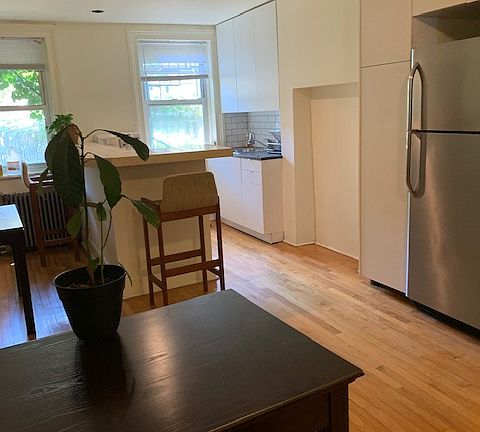 5th image of 612 Carroll St #1