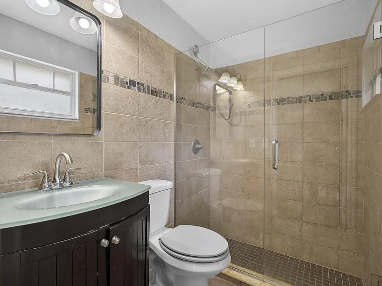 16932 Okeechobee Blvd — Photo 38