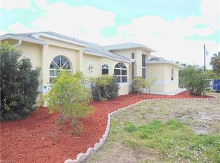 2420 10th Ave NE, Naples, FL 34120