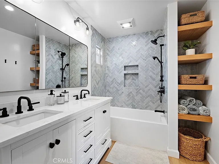 226 La Jolla Dr — Photo 27