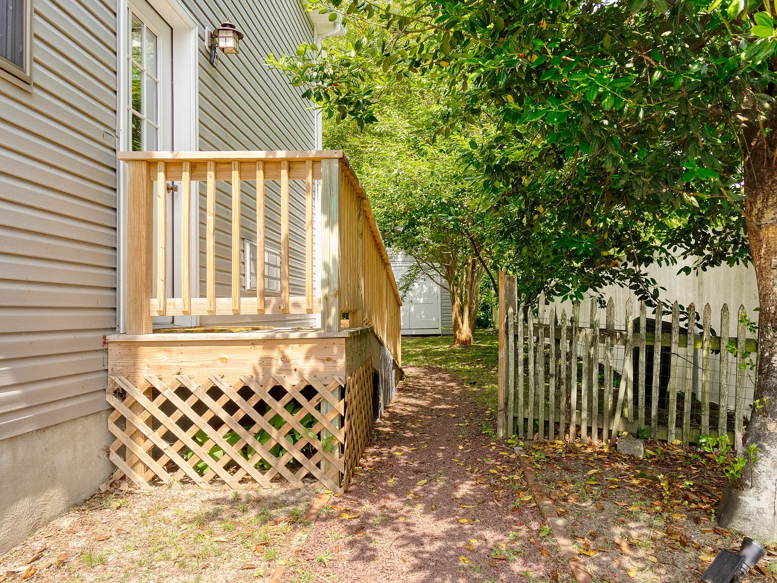 1 bed, 1000 sqft, $1,300 — Photo 4