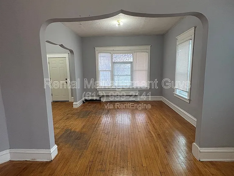 1015 Humboldt Ave N #2 — Photo 1