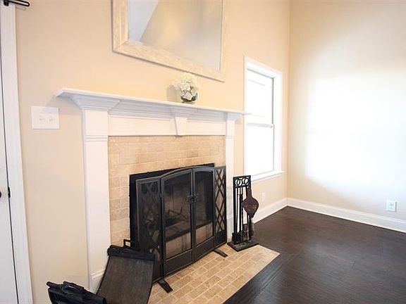 5th image of 1145 Henry Place Blvd