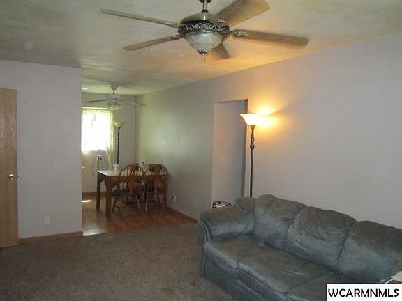 3rd image of 912 Victoria St