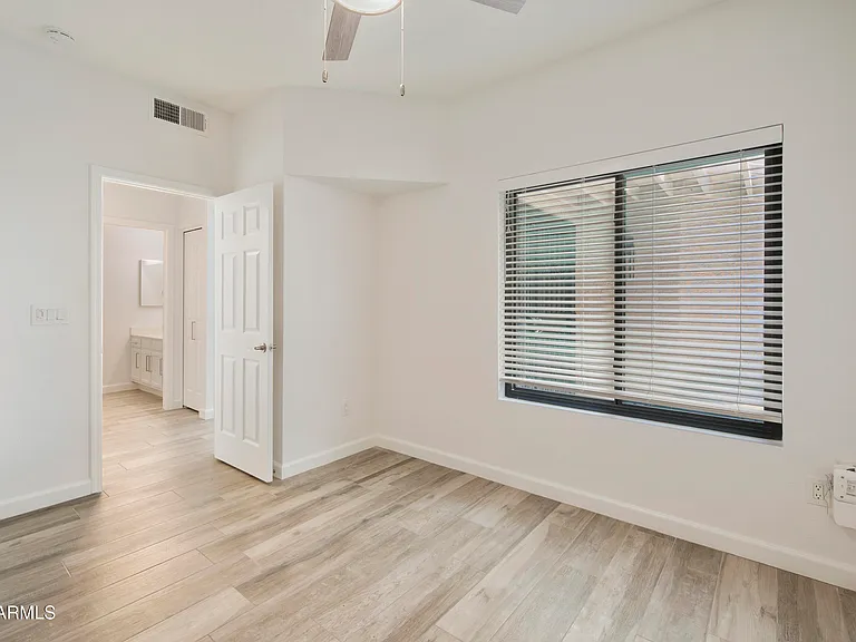 9505 N 106th Pl — Photo 17