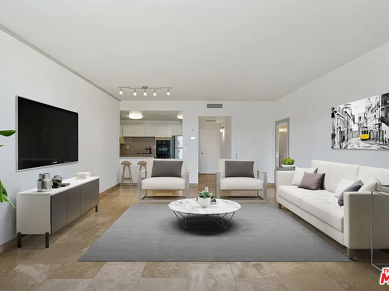 17350 Sunset Blvd #103 — Photo 6