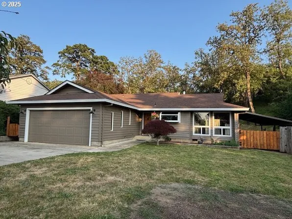 610 SE Maple St, Oakland, OR 97462