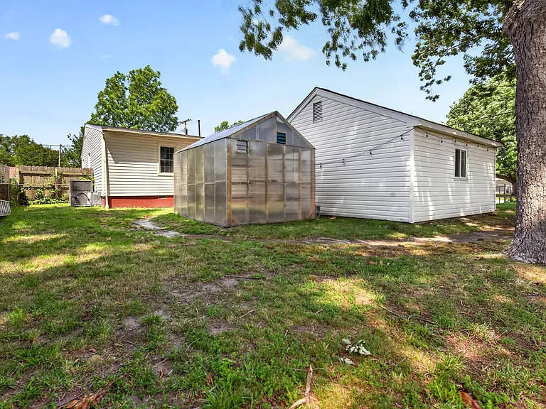 21 Aspenwood Dr — Photo 49