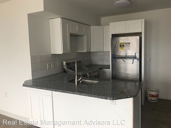 3rd image of 5850 N 13th St APT 203