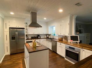 215 Laurel Rd, Athens, TX 75751