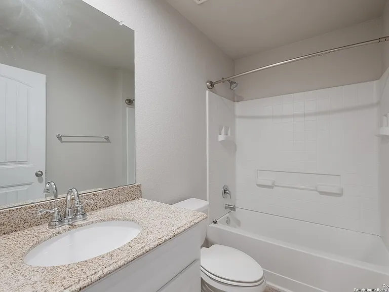 10102 Relic Oaks — Photo 9