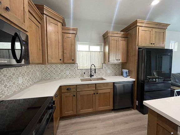 5th image of 3400 S Avenue 7 E