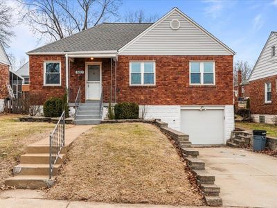 8612 Neier Ln, Saint Louis, MO, 63123