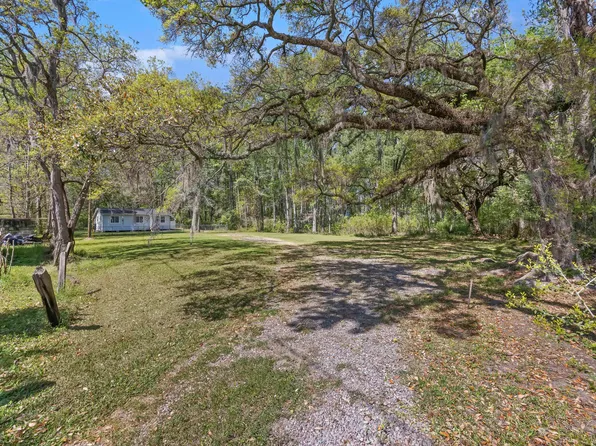 3876 New Hope Rd, Johns Island, SC 29455