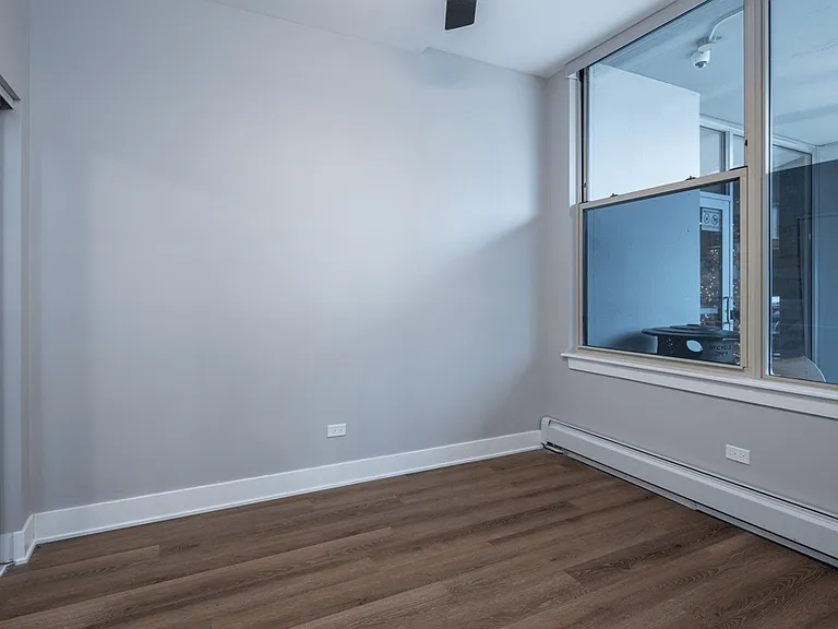 The Bryn - 5600 N Sheridan Rd — Photo 24
