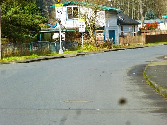 5th image of 1411 Bowmont Ave