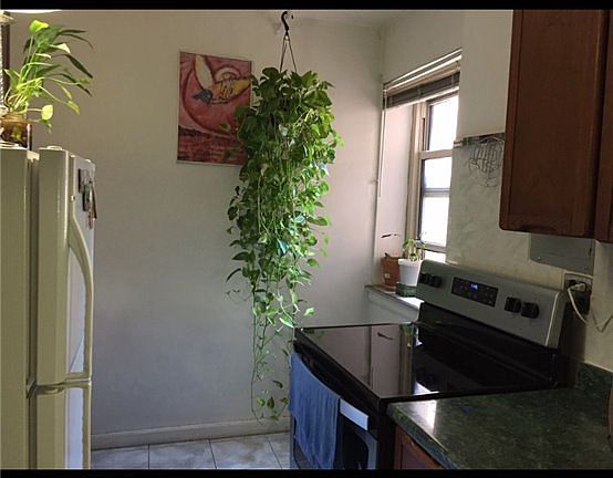 3rd image of 4469 Kissena Blvd APT 3