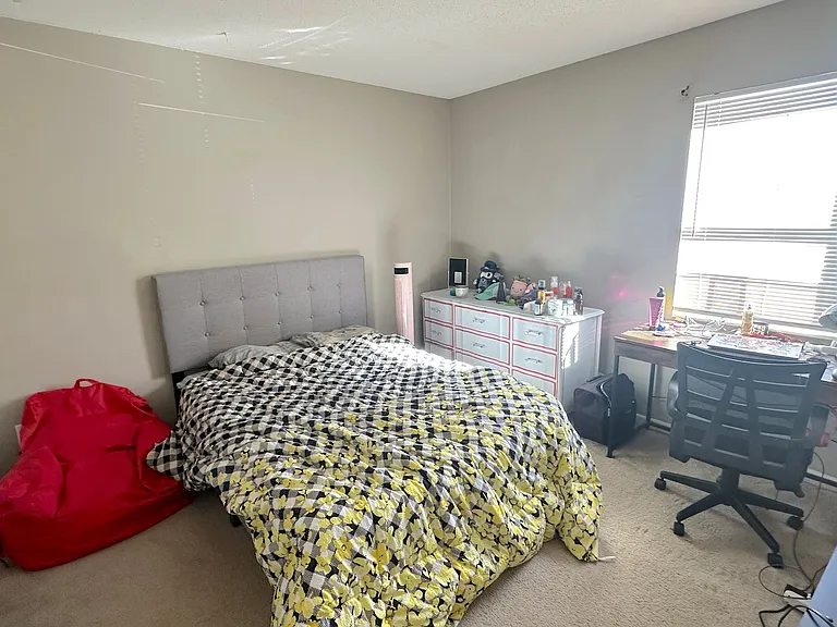 448 Belmont Rd #2 — Photo 14