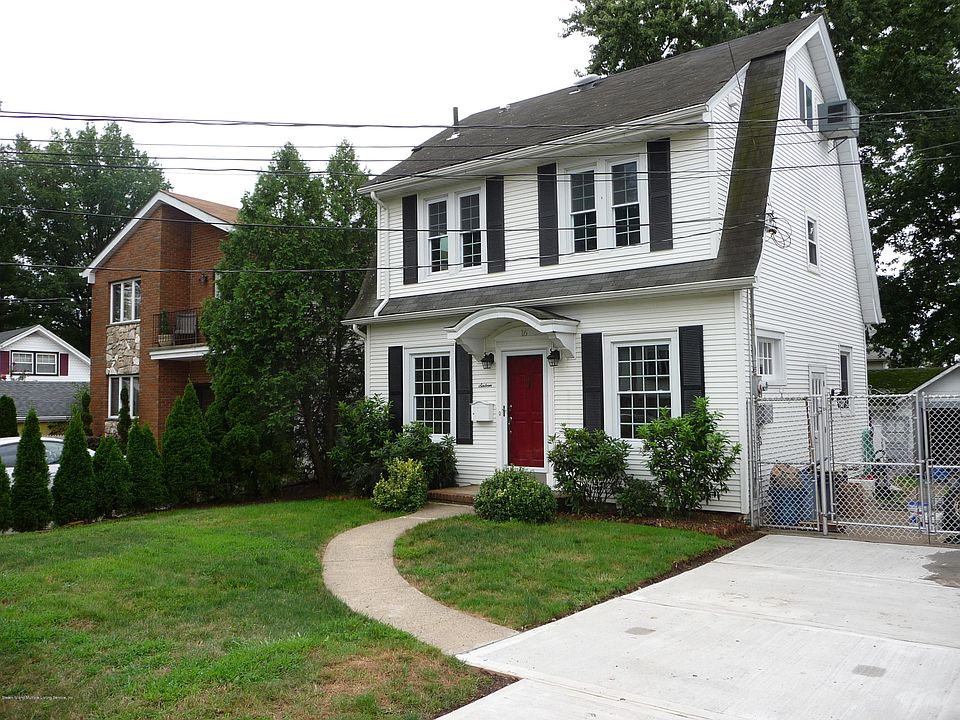 1st image of 16 Holcomb Ave