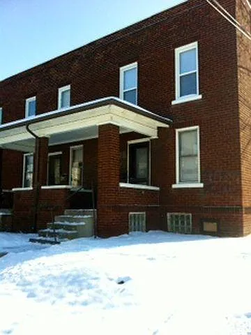27 E Markison Ave photo 1