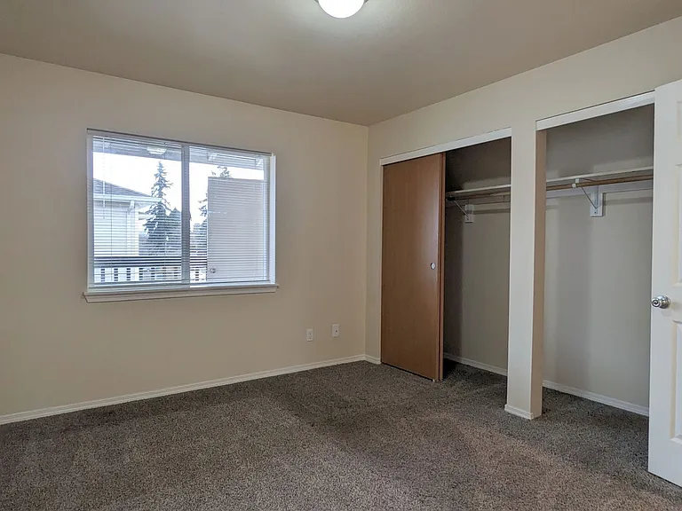 Wellesley Park Apartments — Photo 84