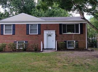 2501 Twain Ln, North Chesterfield, VA 23224