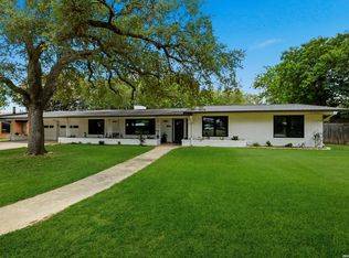 217 Gardenview, Castle Hills, TX 78213