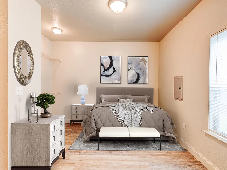 Moultrie_Flats__bedroom