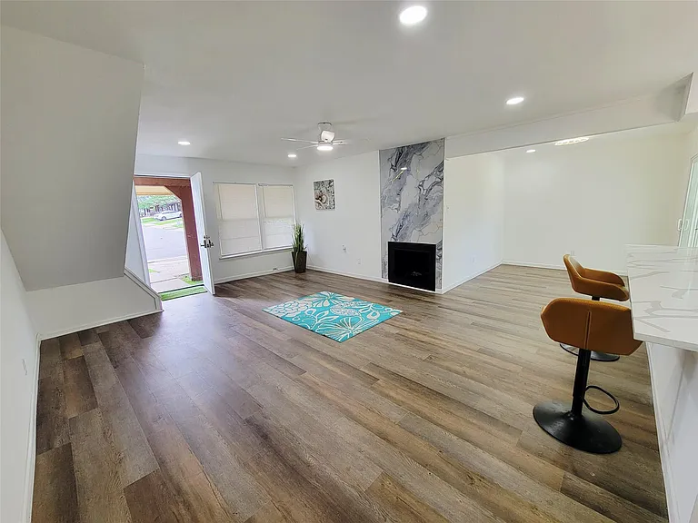 726 Arrowhead Cir — Photo 8