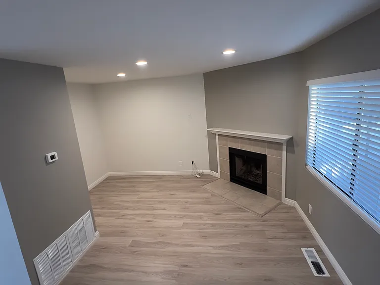 234 W Olive Ave #14 — Photo 5