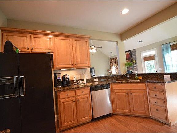 4th image of 7010 Mandevilla Ln
