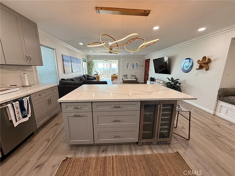 1174 E Ocean Blvd #10 — Photo 10
