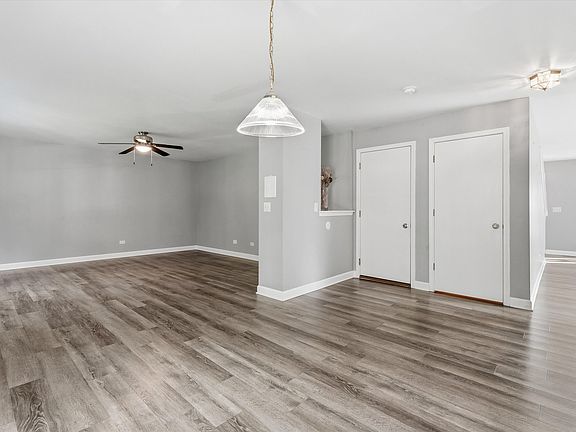 3rd image of 1601 Caton Ridge Dr