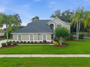 18901 Saint Laurent Dr, Lutz, FL 33558
