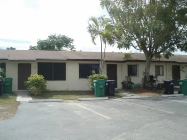 28129 SW 143rd Ct, Homestead, FL 33033