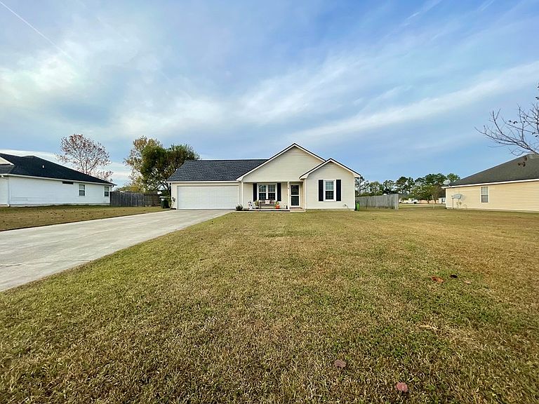 Listing photo 4