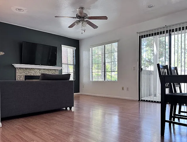 14996 Avenida Venusto #25 — Photo 7