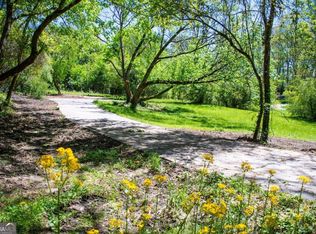 5640 Old Bill Cook Rd, College park, GA 30349