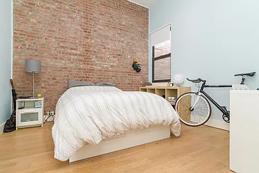 Rented by Loom Group