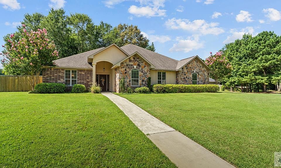 1st image of 1049 Brown Dr
