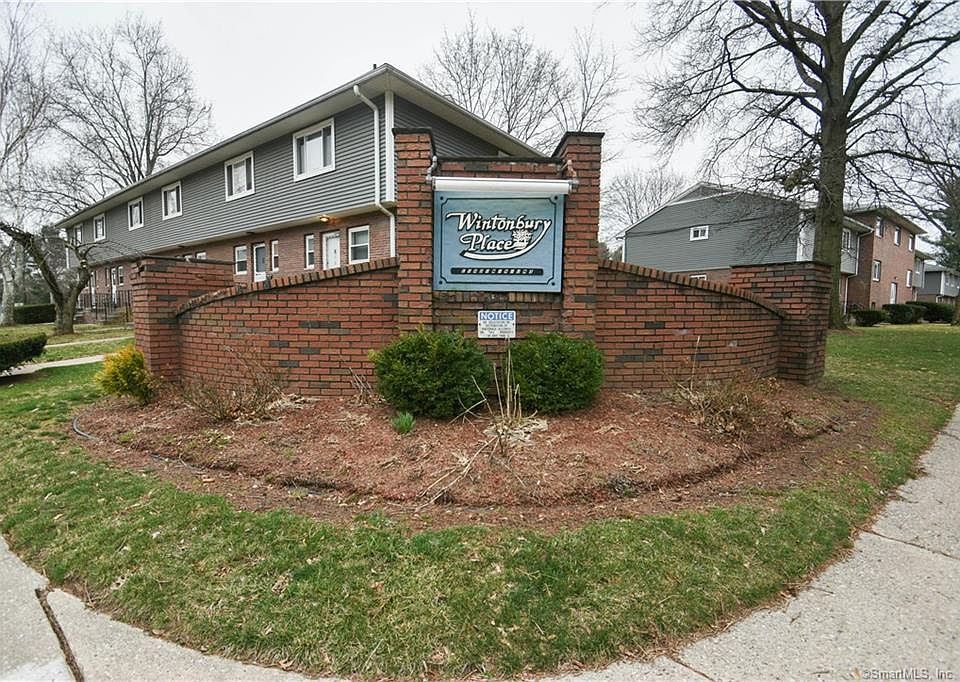 1st image of 4 Camelot Dr APT 4